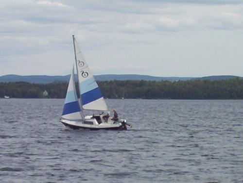 Photo of the Sandpiper 565 sailboat